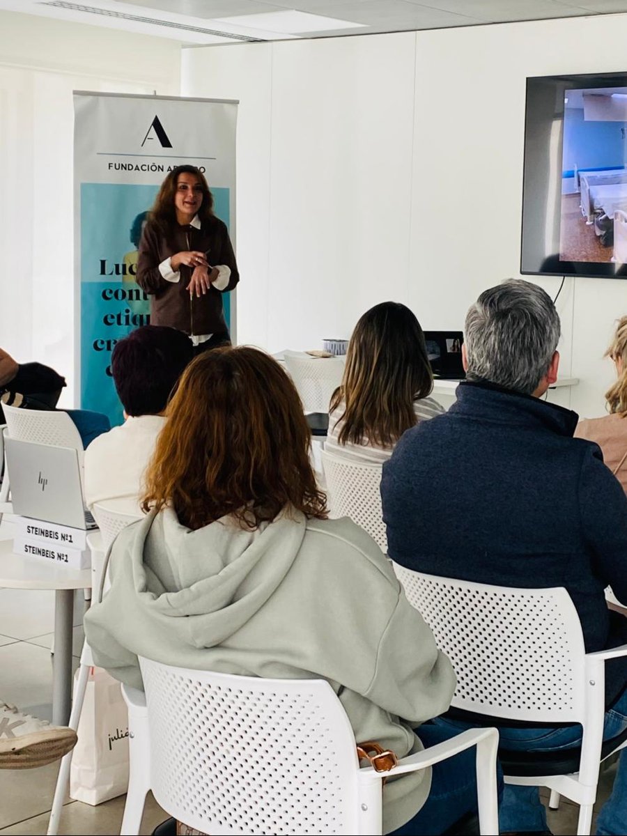 Fundación Adecco (@fund_adecco) on Twitter photo En el marco del Programa de Empleo PRO-IN +52, <a href="/raqueldfa/">Raquel Dominguez</a>, nuestra embajadora, compartió su inspirador testimonio con personas desempleadas mayores de 52 años del programa #PROIN52 de <a href="/Inaempleo/">Inaem</a> y <a href="/empleogob/">Ministerio Trabajo y Economía Social</a>
#Diversidad En el marco del Programa de Empleo PRO-IN +52, <a href="/raqueldfa/">Raquel Dominguez</a>, nuestra embajadora, compartió su inspirador testimonio con personas desempleadas mayores de 52 años del programa #PROIN52 de <a href="/Inaempleo/">Inaem</a> y <a href="/empleogob/">Ministerio Trabajo y Economía Social</a>
#Diversidad