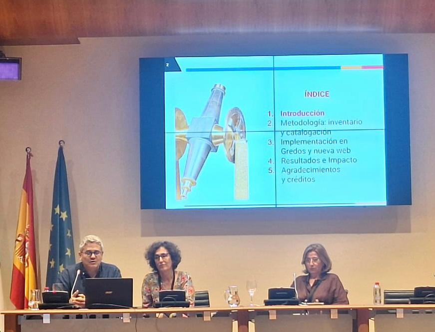 causal_usal's tweet photo. Nuestros compañeros Carmen y Javier presentaron el pasado 29 de mayo su ponencia “Del patrimonio físico a la catalogación y a la visibilidad digital [...]” durante el II Encuentro Nacional de Colecciones Patrimoniales Universitarias en Granada
Os dejamos por aquí algunas imágenes https://t.co/AQrgB0ZiFa