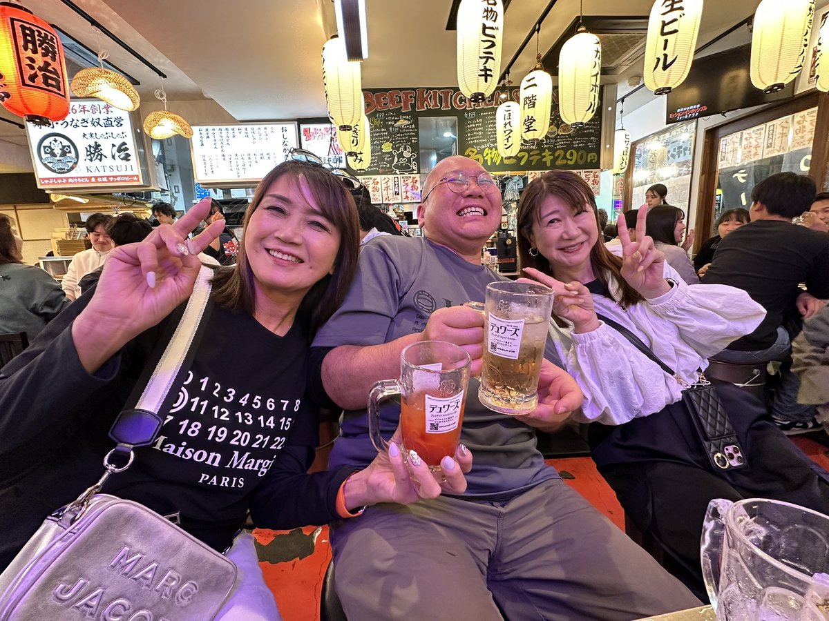 oshishu's tweet image. 厚木のキャバクラに来ました

#モルックモンク
#Flapping