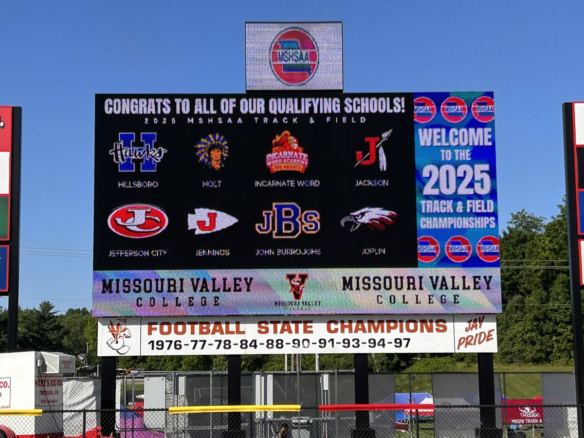 2025 MSHSAA Track and Field State Championship Meet Day One!

We are at Jefferson City High School today , live updates on events to follow! 

#EagleSpeed #EagleThrows #GoEagles