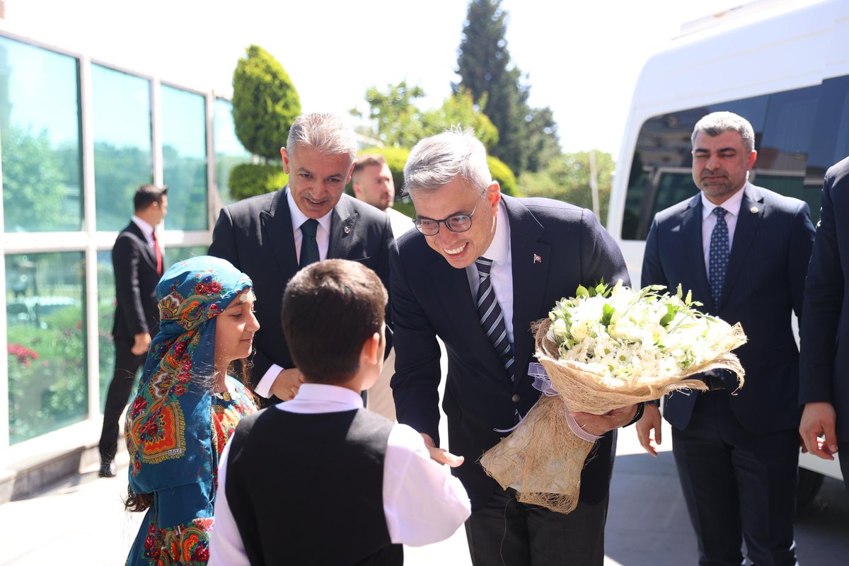 drmemisoglu's tweet photo. Asırlardır coğrafyamızı süsleyen inci… 

Dinlerin ve dillerin buluştuğu, şehirler şehri Mardin’deyiz. https://t.co/ju1pc9YLP5