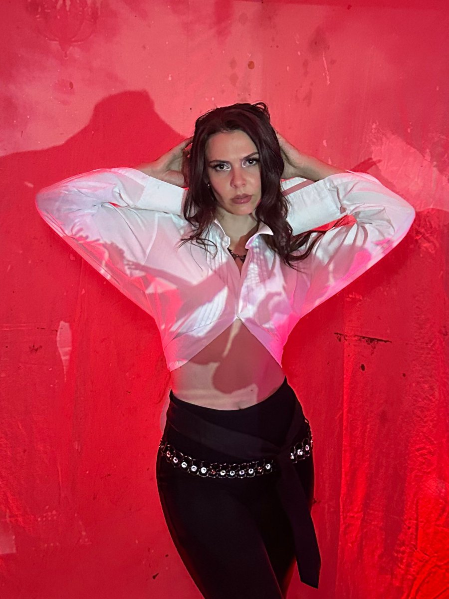 Estella Dawn (@estella_dawn) on Twitter photo ‘Somebody Else’ is coming 🖤
The guitar on this one? So damn cool. Huge thanks to <a href="/JC_MILLER_Music/">JC Miller new singles out now</a> for adding the magic 🧙🫡
❤️Support with a pre-save & be the first to hear it → estelladawn.ffm.to/somebodyelse.O…
#SomebodyElse #EstellaDawn #PreSave #newmusicrelease #indieartist ‘Somebody Else’ is coming 🖤
The guitar on this one? So damn cool. Huge thanks to <a href="/JC_MILLER_Music/">JC Miller new singles out now</a> for adding the magic 🧙🫡
❤️Support with a pre-save & be the first to hear it → estelladawn.ffm.to/somebodyelse.O…
#SomebodyElse #EstellaDawn #PreSave #newmusicrelease #indieartist