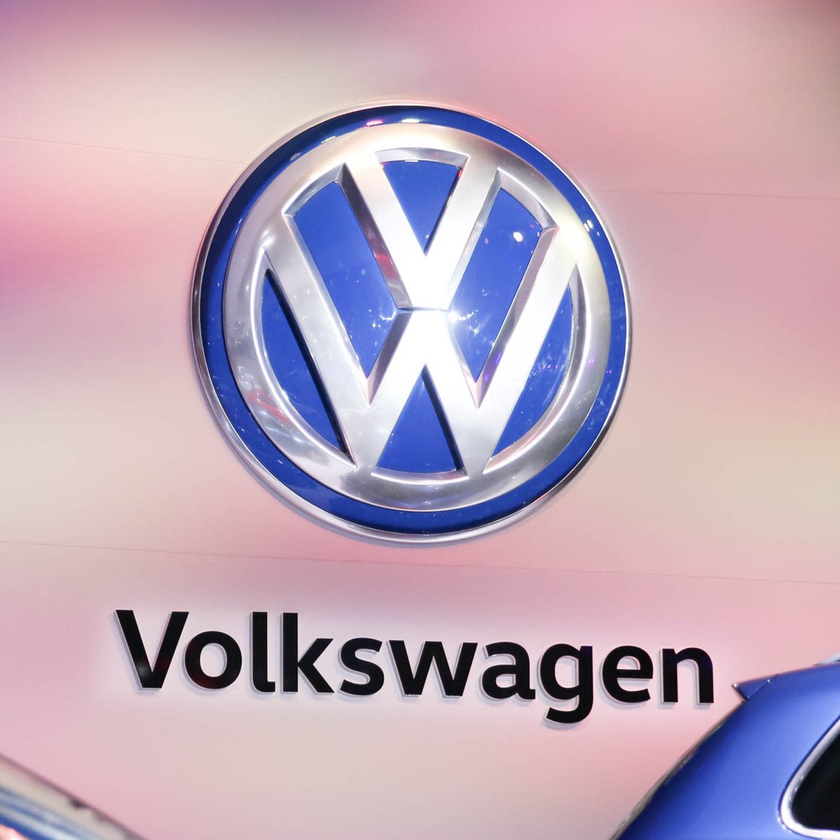BoLoudon's tweet photo. 🚨BREAKING: Volkswagen just announced a MAJOR U.S. investment after direct talks with President Trump's team to avoid his 25% auto tariffs.

TRUMP IS RIGHT ABOUT TARIFFS!🔥 https://t.co/Hv1rrEEstk