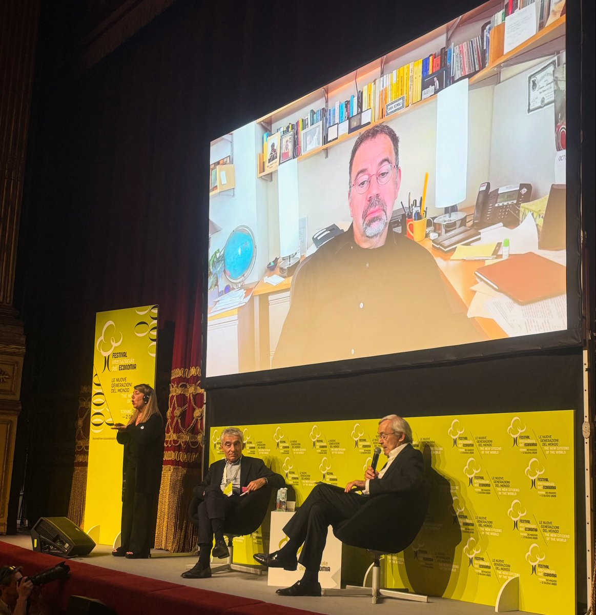 DARON ACEMOĞLU
Nobel d'économie
2024 <a href="/festinteconomia/">Festival Internazionale dell'Economia</a>