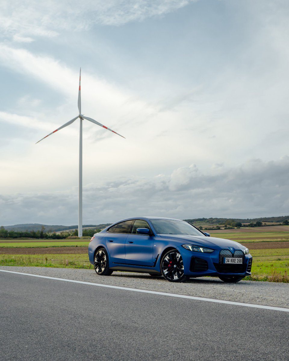 Şık, sportif ve çevreye duyarlı; tamamen elektrikli Yeni BMW i4.⚡️

#GelecekSınırTanımaz