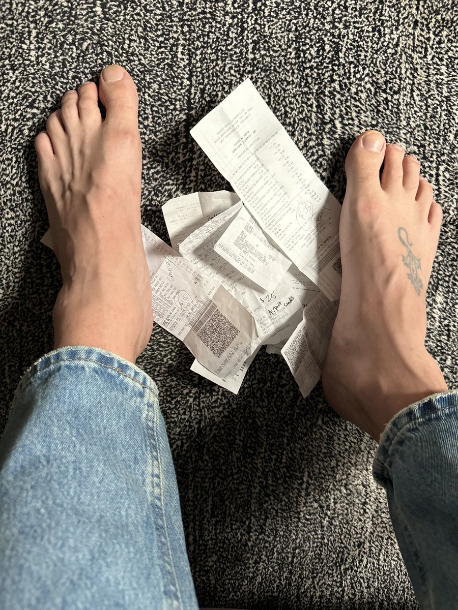I can wait to get under <a href="/Size15_Master/">King Paul</a> huge #size15 #feet and start reimbursing those receipts 🥵🤑.