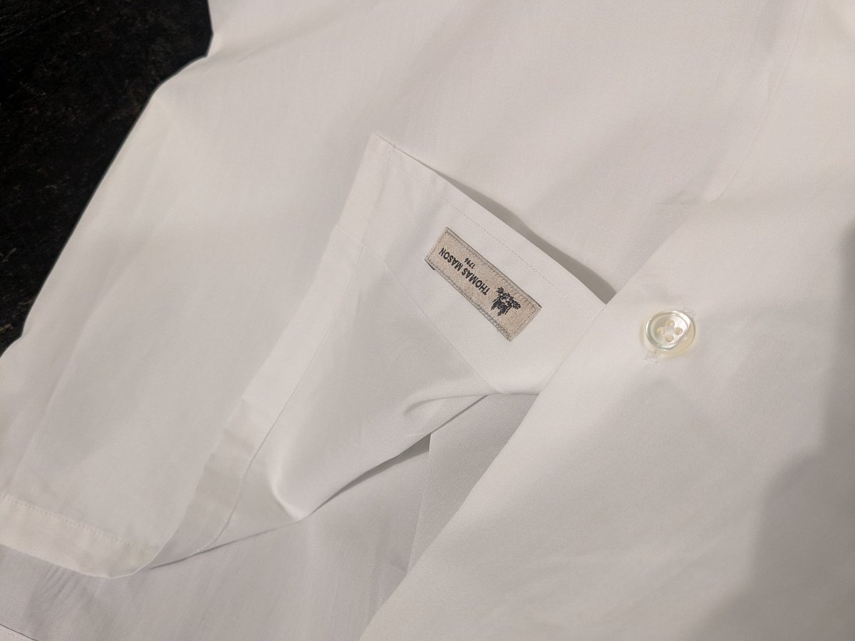 この前久しぶりにセカスト行って、トゥモローランドピルグリムのトーマスメイソン生地のシャツ見つけたの我ながらファインプレーだと思う。