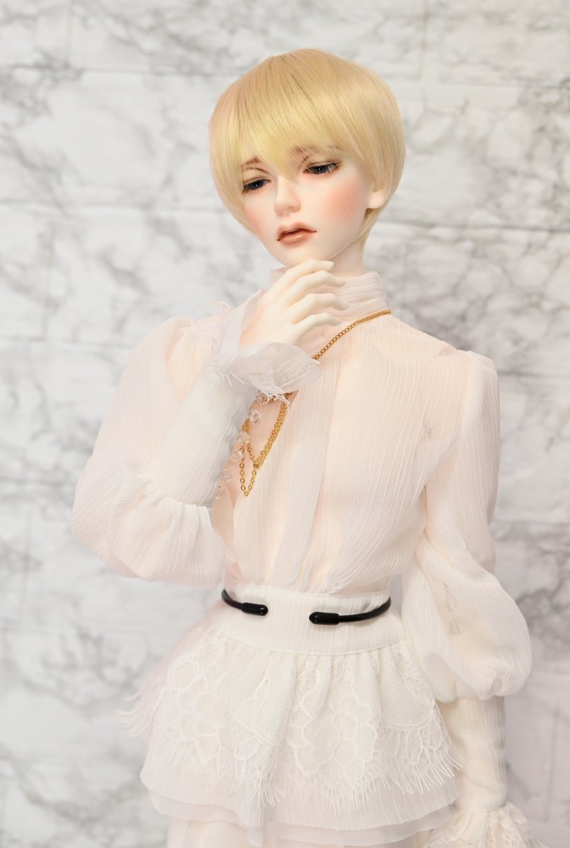DOLKOSAKA's tweet photo. 【即納ドール/RSDOLL】
【数量限定】D.ORVIL White Skin

透き通るようなホワイトスキンに、繊細な表情が映える儚げな美青年。 
大阪店限定での即納販売です❣️

ぜひ店頭にてご覧ください♪
＃DOLK大阪即納ドール
＃RSDOLL ＃ORVIL https://t.co/fliMTYi3hG