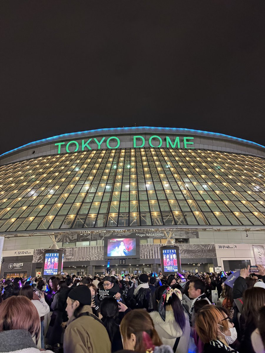tetsustand26's tweet photo. @LArc_official 東京ドームありがとう！ https://t.co/oL7q5ZhB5p