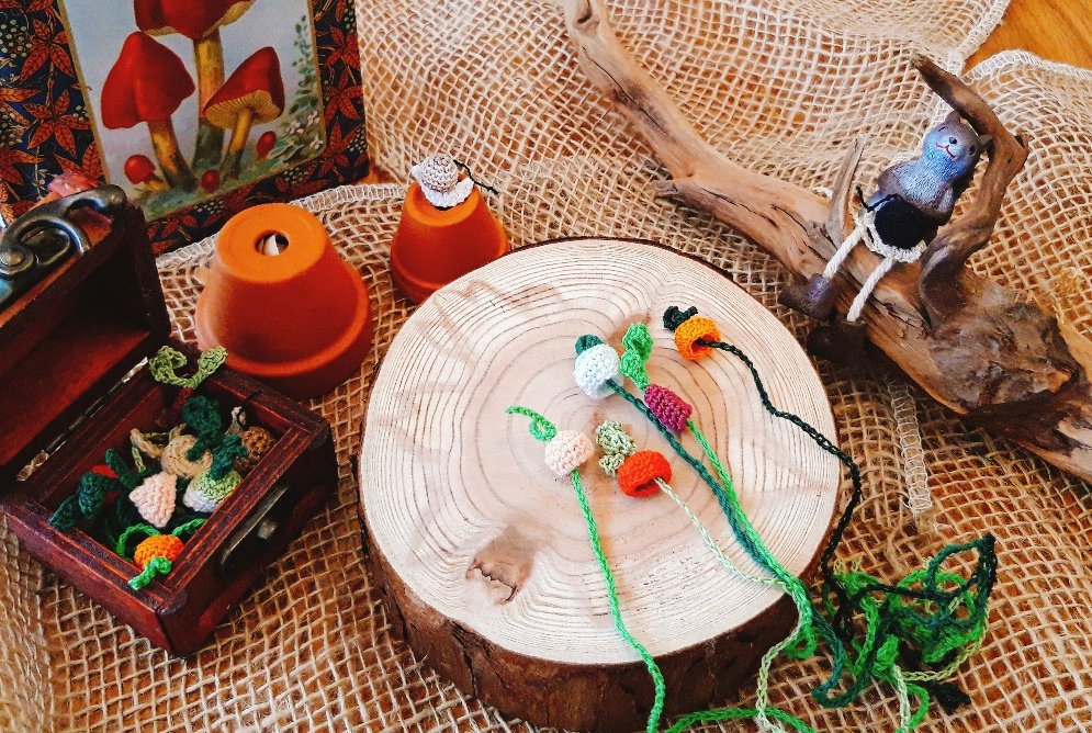 🌱 뱝뱝의 6월 텃밭 뜨개공방 오픈 안내 🌱

텃밭 채소 책갈피, 달팽이 책갈피를 주문제작해드려요! 
특별 슬롯도 있어 아예 새로운 작업을 신청 하실수도 있어요😆

🎀6월 내내 여는 공방으로  이 트윗이 메인트윗에 있는 동안은 슬롯이 있답니다!🎀

 ✨️주문제작 신청 기간 6월 1일~6월 28일✨️