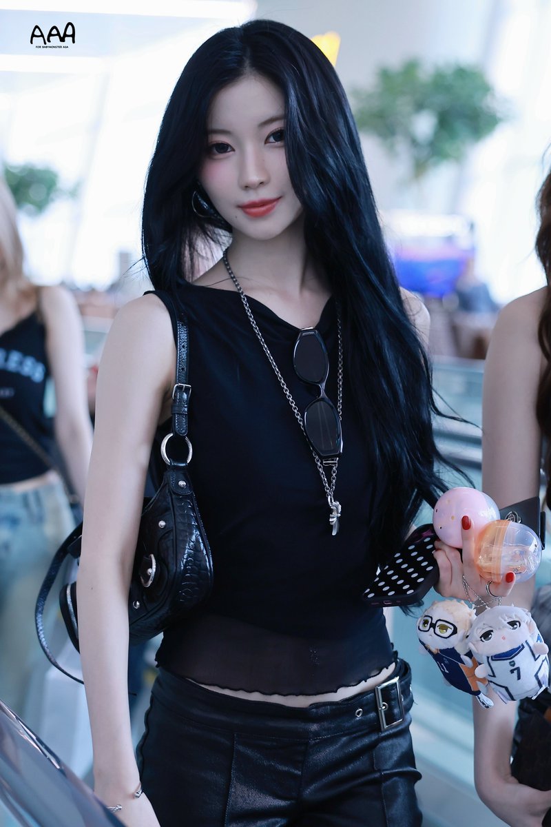 250530 ICN

🖤🖤🖤🖤🖤🖤🖤

#베이비몬스터 #BABYMONSTER 
#아사 #ASA