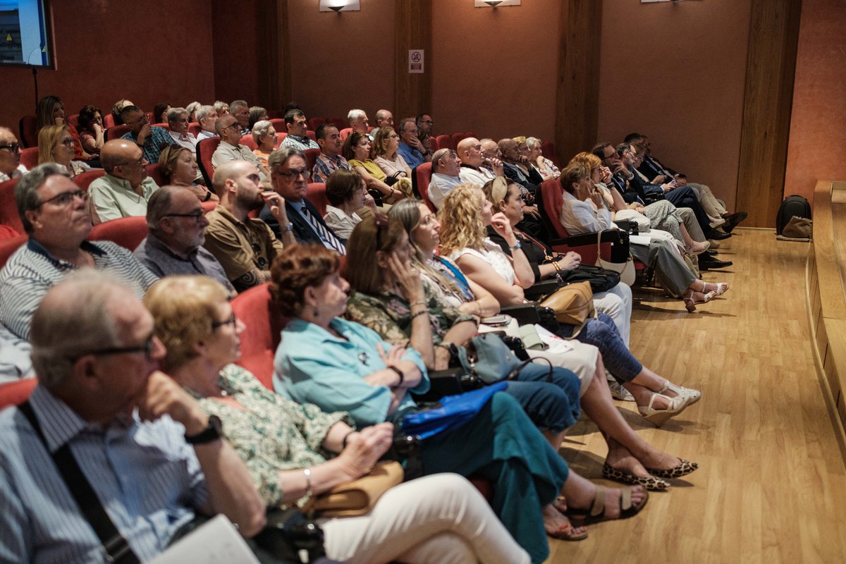 Asociación APAM (@apam_malaga) on Twitter photo Inauguración de las XIII Jornadas del Ictus: "Actuar para prevenir, actuar para vivir" 🧠 de <a href="/APAM_MALAGA/">Asociación APAM</a> con <a href="/bautista_ojed/">Carlos Bautista</a> <a href="/saludand/">Consejería de Salud y Consumo</a> <a href="/ONCE_oficial/">ONCE</a> <a href="/Fundacion_ONCE/">Fundación ONCE</a> <a href="/PedroSerranoCas/">Pedro Serrano Castro 🔬🧠 🇪🇸</a> #DraAnaGarcía <a href="/Terramgar/">Teresa Ramirez</a> <a href="/HRegionalMalaga/">Hospital Regional Universitario Málaga</a> #DraMªJoséBenítez <a href="/HUVV_SAS/">Hospital Clínico Virgen de la Victoria</a> #DrCarlosdelacruz Inauguración de las XIII Jornadas del Ictus: "Actuar para prevenir, actuar para vivir" 🧠 de <a href="/APAM_MALAGA/">Asociación APAM</a> con <a href="/bautista_ojed/">Carlos Bautista</a> <a href="/saludand/">Consejería de Salud y Consumo</a> <a href="/ONCE_oficial/">ONCE</a> <a href="/Fundacion_ONCE/">Fundación ONCE</a> <a href="/PedroSerranoCas/">Pedro Serrano Castro 🔬🧠 🇪🇸</a> #DraAnaGarcía <a href="/Terramgar/">Teresa Ramirez</a> <a href="/HRegionalMalaga/">Hospital Regional Universitario Málaga</a> #DraMªJoséBenítez <a href="/HUVV_SAS/">Hospital Clínico Virgen de la Victoria</a> #DrCarlosdelacruz