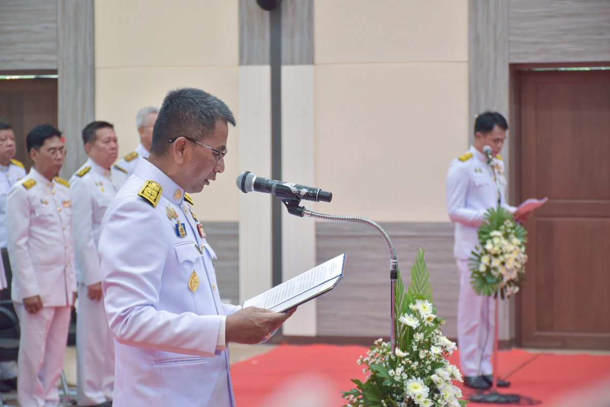 ArmyRinf13's tweet photo. 13 ร่วมพิธีถวายราชสักการะเนื่องในวันคล้ายวันสวรรคต พระบาทสมเด็จพระปกเกล้าเจ้าอยู่หัว ประจำปี 2568 เพื่อน้อมรำลึกในพระมหากรุณาธิคุณของพระบาทสมเด็จพระปกเกล้าเจ้าอยู่หัว โดยมี นาย ราชันย์ ซุ้นหั้ว ผวจ.อ.ด. เป็นประธานในพิธีฯ

#กรมทหารราบที่13
#กองพลทหารราบที่3
#กองทัพภาคที่2
#3INFDIV https://t.co/PaRBZW6t4z
