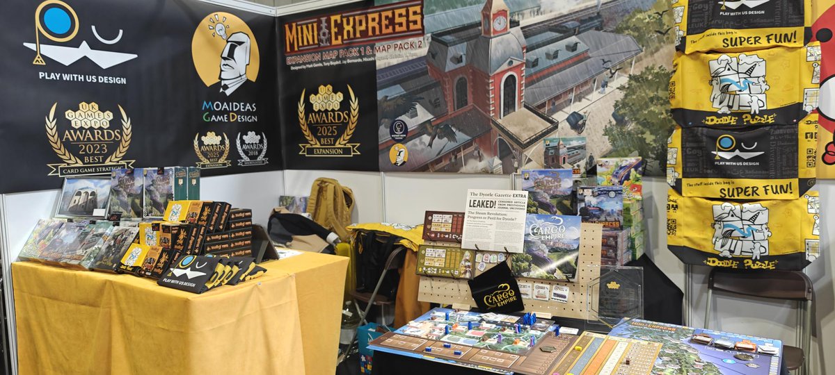 #UKGE Day1!
Come and play with us at 4-716 :D

#Moaideas #Boardgames #UKGameEXPO