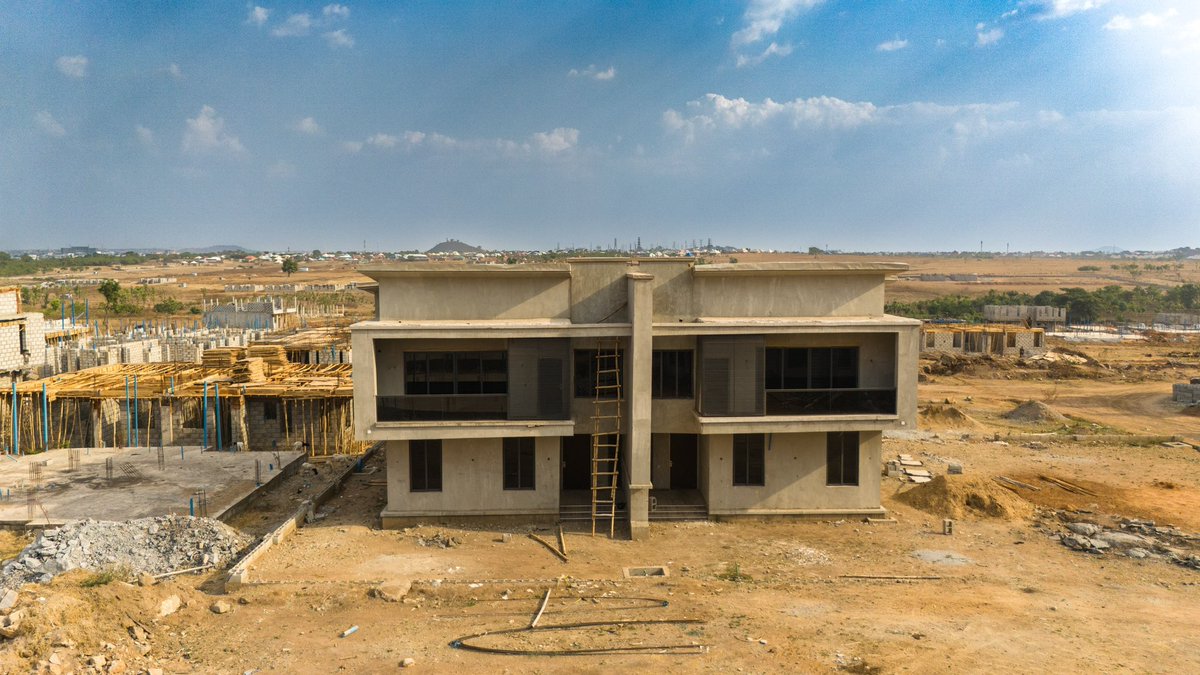 KairosHof's tweet photo. From the ground up, we don’t just build houses we create legacies.
Every stage at Kairos Hof is crafted with: ✅ Integrity ✅ Craftsmanship ✅ Intentional design ✅ Future-ready finishing
Quality isn’t a phase , it’s our foundation.
Watch this masterpiece rise. https://t.co/6ZAqZGXJx0
