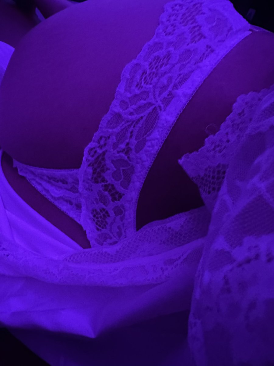 W&M 台北 吸力人妻 tweet media