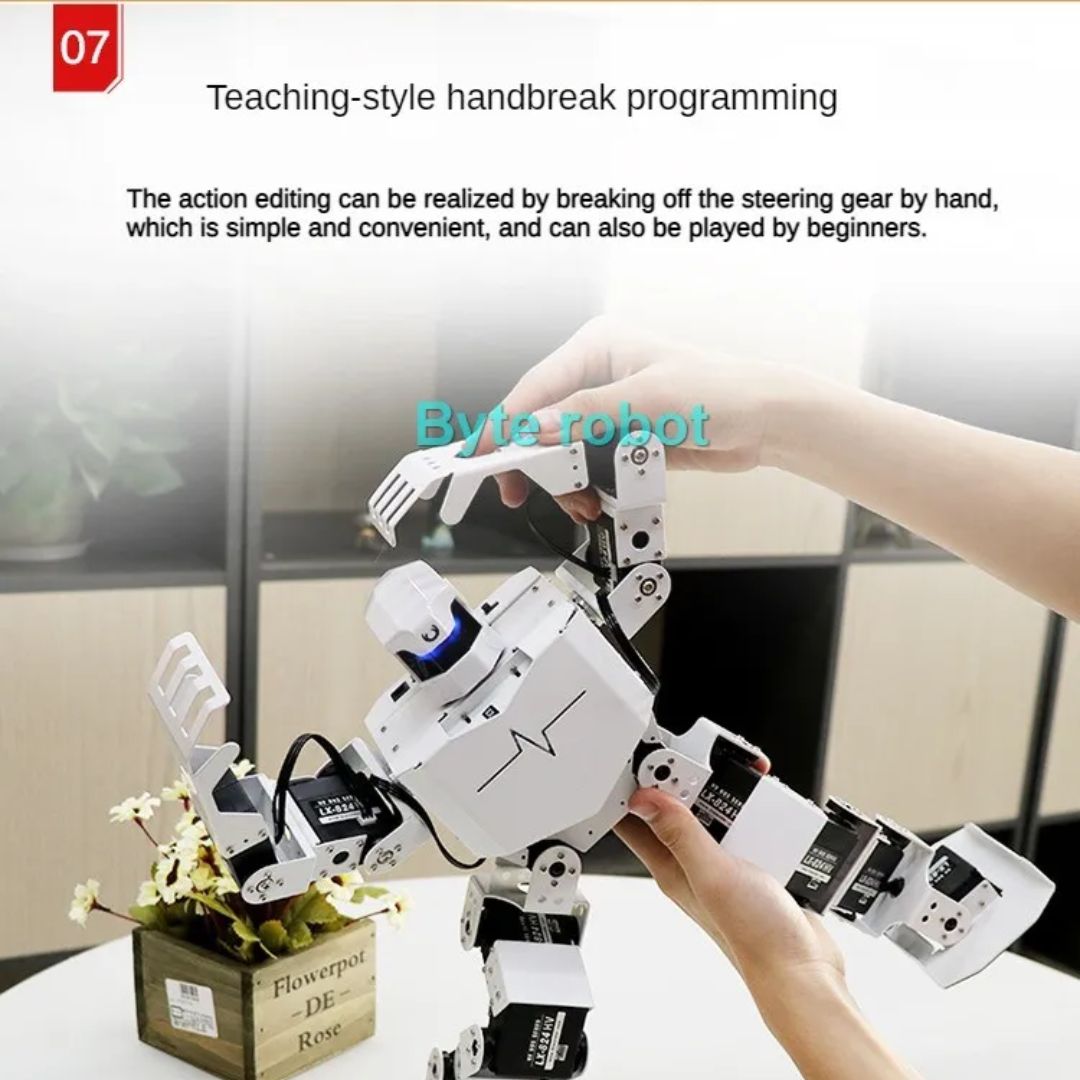 MacneillL74948's tweet image. Elevate your event with the ultimate crowd-pleaser 🤖🎉 The Dancing Robot brings fun, energy, and futuristic vibes to any setting! 👉 chinarobots.com/product/dancin… #TechShow #InteractiveRobot #EventBuzz