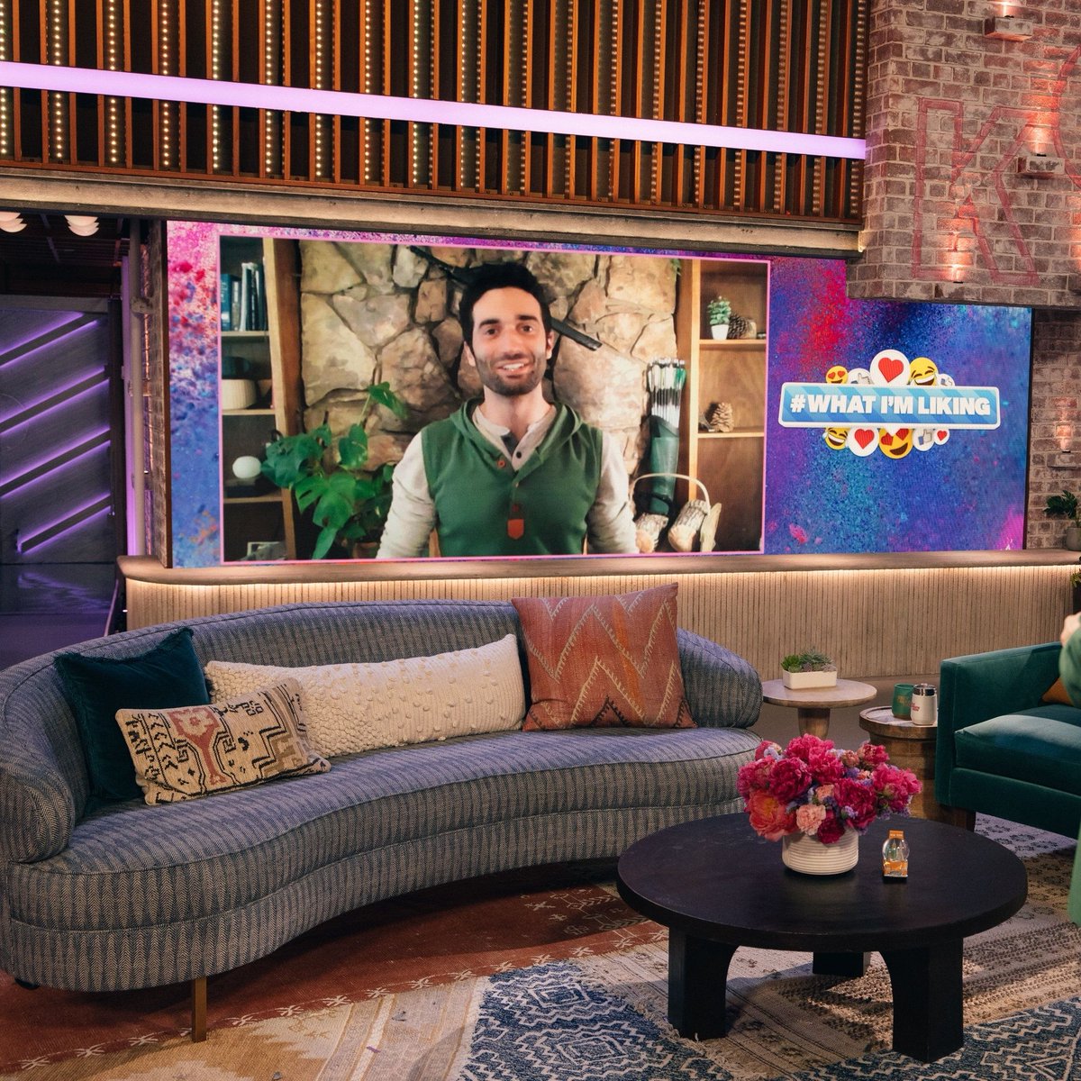 Playing back the fun with the ladies of <a href="/marvelstudios/">Marvel Studios</a> #Thunderbolts* today! PLUS an encore Cameo-oke from #LoveOnTheSpectrum star Abbey Romeo, <a href="/carlypearce/">Carly Pearce</a>, Anthony Porter, and John Morgan performs!