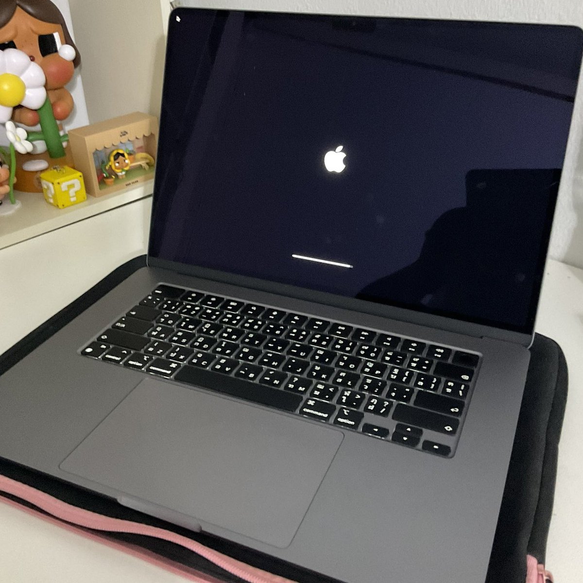 WpMmay's tweet image. ส่งต่อ Macbook ซื้อมาแล้วไม่ค่อยได้ใช้งานค่ะ

MacBook Air M3 15 นิ้ว
Ram 16 GB Storage 256 GB สีสเปซเกรย์

฿40,000
สภาพใหม่ ไม่เคยติดฟิลม์ ใส่เคส ใช้งานแต่ในบ้าน
✅อุปกรณ์ครบ กล่อง/ที่ชาร์จ
✅ประกันยังไม่หมด
สนใจ dm ka

 #ส่งต่อmacbook #macbookมือสอง #macbookair2020
