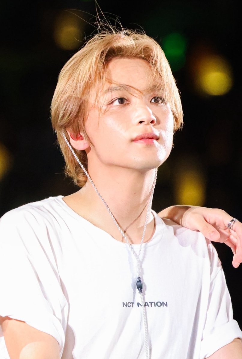 LHCHOURLY's tweet photo. #HAECHAN #해찬 https://t.co/2akOD6pGIt