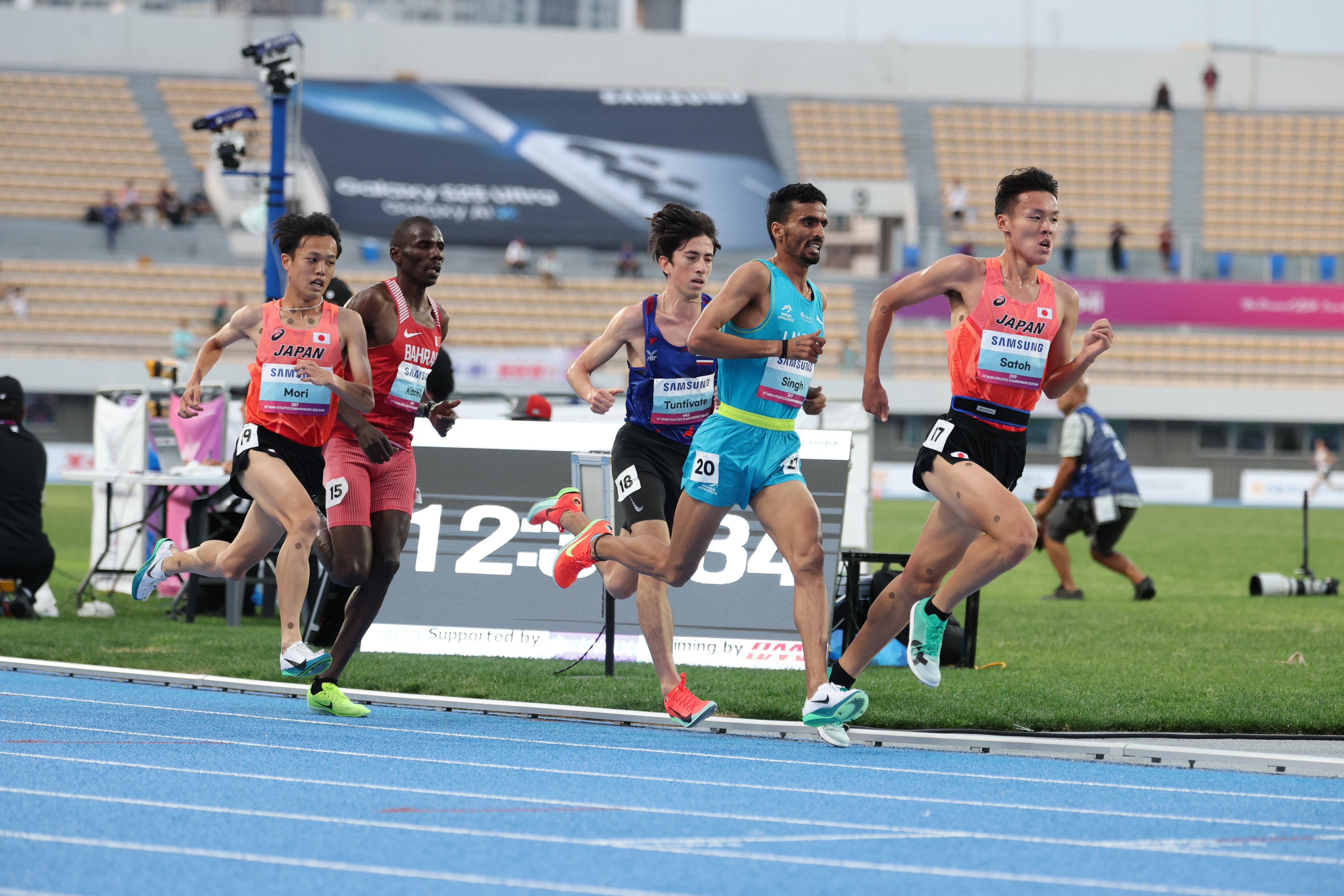 インドの大運動会 新刊セット 月陸Online／月刊陸上競技 on X: 