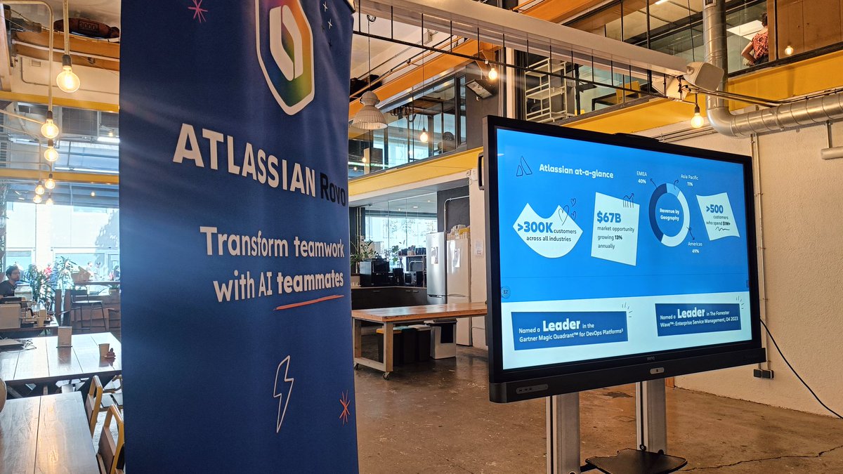 barbara_gv1's tweet photo. "Dónde podrás orquestar a tus agentes de IA? En una plataforma no prescriptiva y @Atlassian ha entendido ésto." Porqué gestiona actividades, porqué es la única plataforma empresarial donde pueden trabajar todos los equipos.
#factous
Escuchado en Atlassian Roadshow de @sngular ✨ https://t.co/aZhM55XoOQ