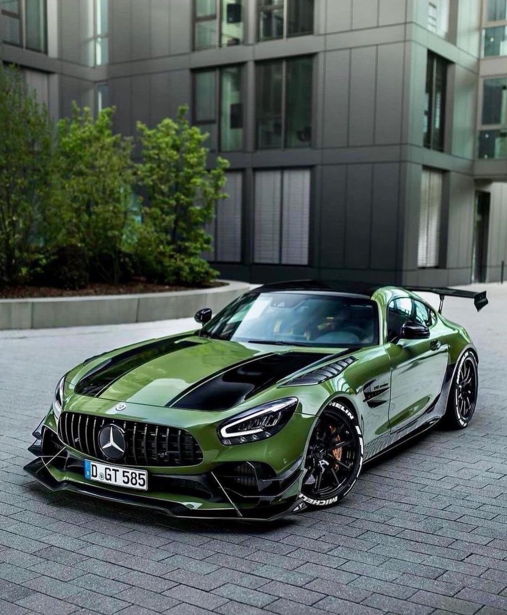 LUX Cars (@luxurycars365) on Twitter photo 
