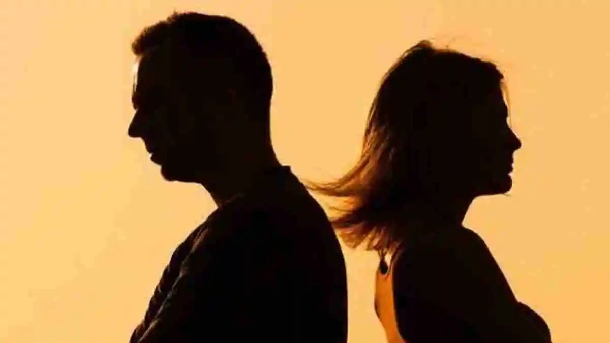 The Madhya Pradesh High Court said that having unnatural sex with one’s wife without her consent, along with physical assault and cruelty, is a crime under Section 498A of the Indian Penal Code (IPC).
#MadhyaPradesh