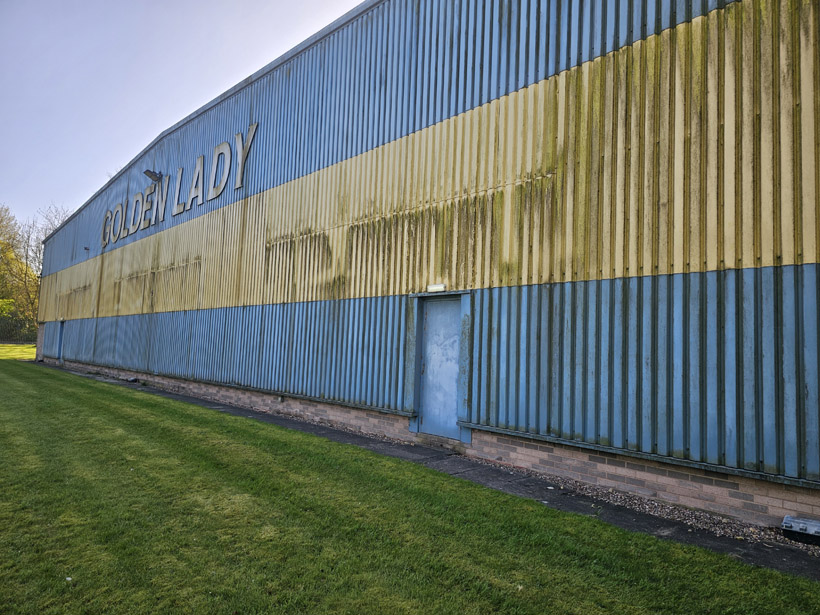 CladdingCoating's tweet photo. Cladding Coatings completed an external wall refurbishmentof the Auto 100 showroom in Sutton-in-Ashfield, delivering a sleek, modern finish.
https://t.co/ZhToKZU7tF
#CladdingRefurbishment #Auto100 #BuildingTransformation #AnthraciteGrey #CladdingCoatings #ShowroomUpgrade https://t.co/mEq8UCBGTL