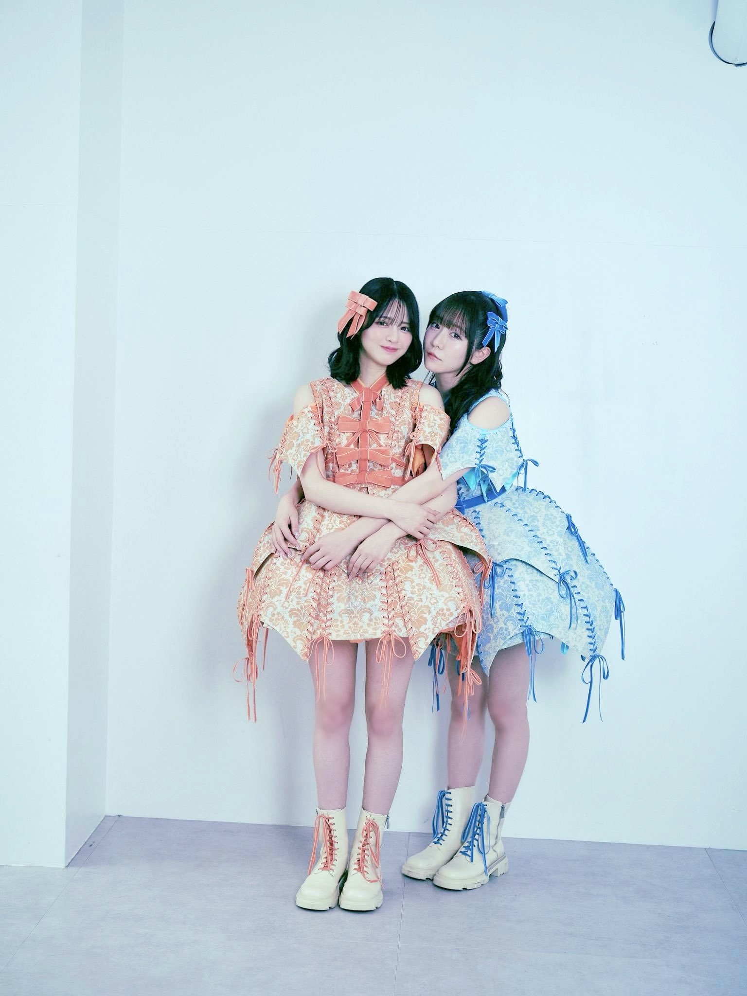 【めろんぱン】FRUiTS 雑誌 CUT6月号は本日発売！ #鎮西寿々歌 × #真中まな 、FRUITS ZIPPER
