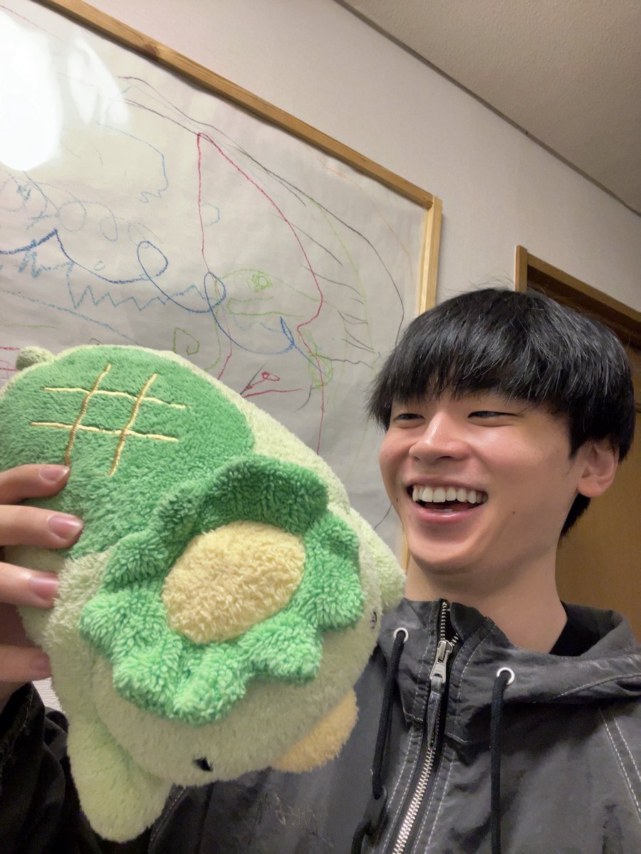 sushi_riku's tweet photo. レベル26になれました！！！

妹から、俺が子供の頃ずっと使ってたカッパの枕貰ったwww
もう売ってないのに見つけてくれたらしい。すごい嬉しい笑 https://t.co/RE1AU6abac