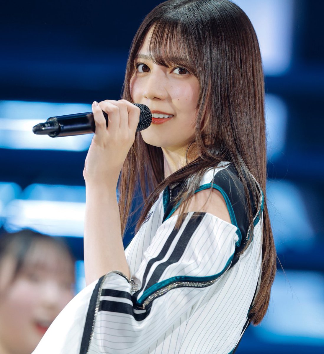 nao________0907's tweet photo. 小坂さん爆ビジュすぎてほんとにやばい。 https://t.co/TzQHMDNWU7