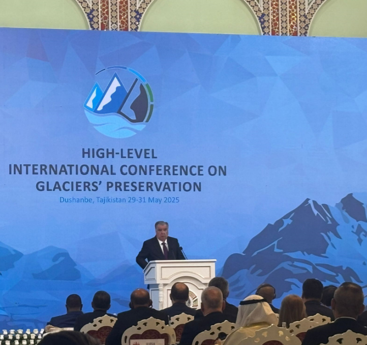 Convention on Wetlands (@ramsarconv) on Twitter photo #Glaciers2025 is underway! <a href="/MumbaMusondam/">Dr. Musonda Xoliswa Mumba</a> shares some incredible highlights:
๐ Opening by <a href="/EmomaliRahmonTJ/">Emomali Rahmon</a>
๐ Snow Leopard #IUCNRedList protection in Tajikistan & Kyrgyzstan
๐ฟ Exchanges with VP <a href="/CGChiwenga_/">@VP Chiwenga</a> ๐ฟ๐ผ, Min. Ndlovu <a href="/MOECW_ZIMBABWE/">Min of Environment, Climate and Wildlife Zimbabwe</a> ๐ฟ๐ผ and Min. <a href="/daouda_ngom/">Daouda Ngom</a> ๐ธ๐ณ #Glaciers2025 is underway! <a href="/MumbaMusondam/">Dr. Musonda Xoliswa Mumba</a> shares some incredible highlights:
๐ Opening by <a href="/EmomaliRahmonTJ/">Emomali Rahmon</a>
๐ Snow Leopard #IUCNRedList protection in Tajikistan & Kyrgyzstan
๐ฟ Exchanges with VP <a href="/CGChiwenga_/">@VP Chiwenga</a> ๐ฟ๐ผ, Min. Ndlovu <a href="/MOECW_ZIMBABWE/">Min of Environment, Climate and Wildlife Zimbabwe</a> ๐ฟ๐ผ and Min. <a href="/daouda_ngom/">Daouda Ngom</a> ๐ธ๐ณ