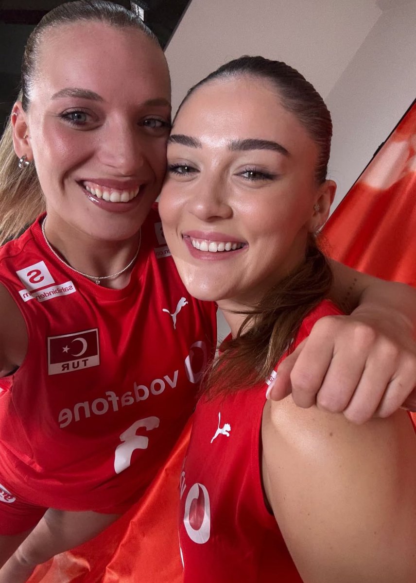 🇹🇷 Cansu Özbay &amp; Zehra Güneş 🤩