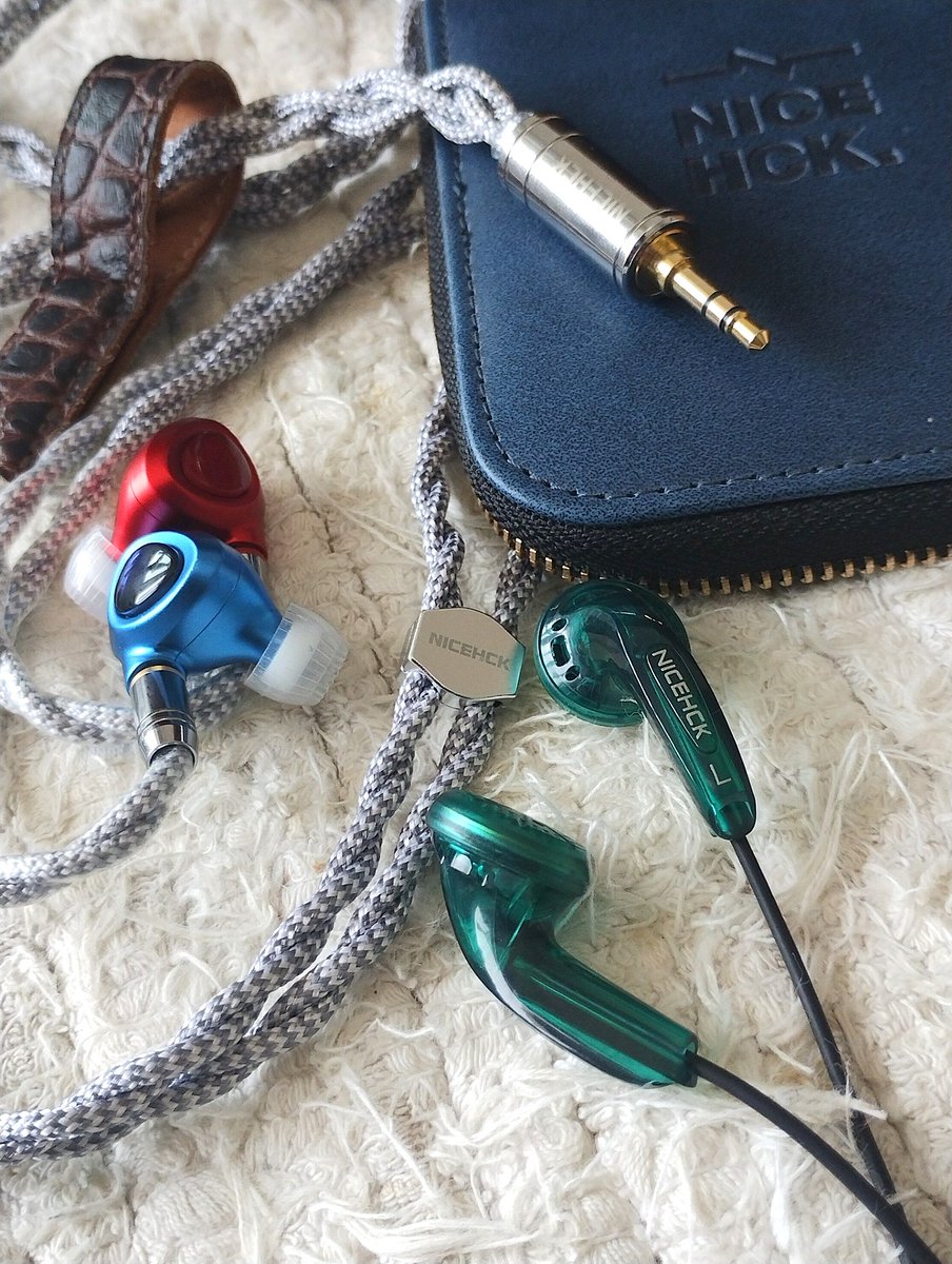 Rafus (@rafaelxaugusto) on Twitter photo NICEHCK StarDream (MMCX, plus cable slider) is an absolute beast and fav cable for my Shanling ME100 LTD IEMs (with MoondropLab Spring Tips) + NICEHCK Traceless Earbuds to throw in the pocket & listen on the go. <a href="/NicehckAudio/">NICEHCK Audio</a> #NICEHCK #StarDream #Traceless #CableSlider NICEHCK StarDream (MMCX, plus cable slider) is an absolute beast and fav cable for my Shanling ME100 LTD IEMs (with MoondropLab Spring Tips) + NICEHCK Traceless Earbuds to throw in the pocket & listen on the go. <a href="/NicehckAudio/">NICEHCK Audio</a> #NICEHCK #StarDream #Traceless #CableSlider