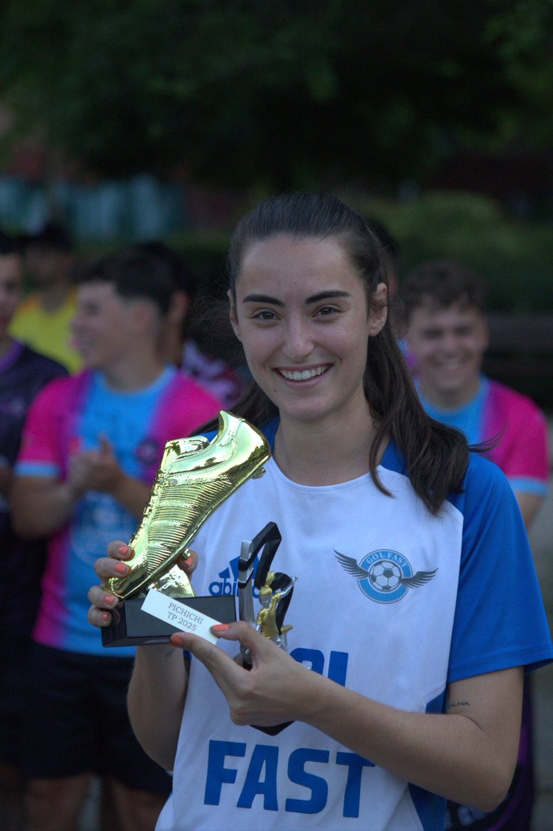 Andrea Cueva tweet media