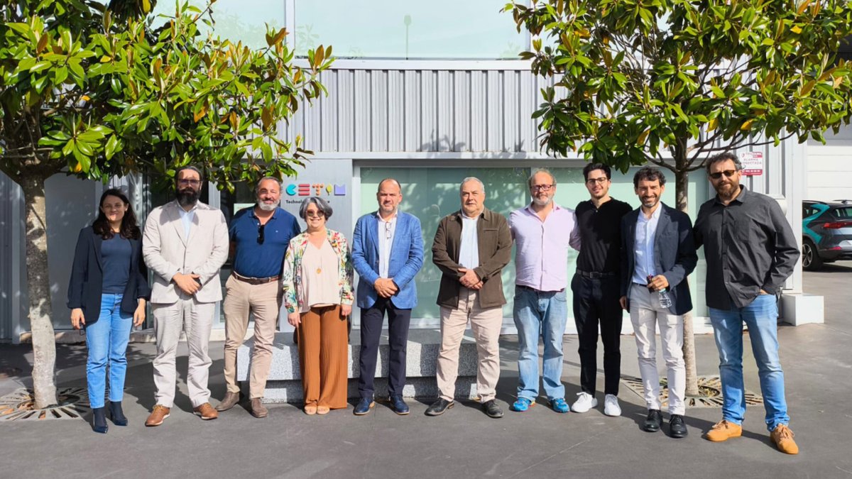 📍 El 27 de mayo visitamos el @CETIM_ct con empresas asociadas. Conocimos proyectos punteros en #economíacircular, #valorizaciónderesiduos y #materialesavanzados. 🤝 ¡Construyendo una Galicia más sostenible!
#InnovaciónAmbiental #CETIM #GestiónDeResiduos #TransiciónEcológica