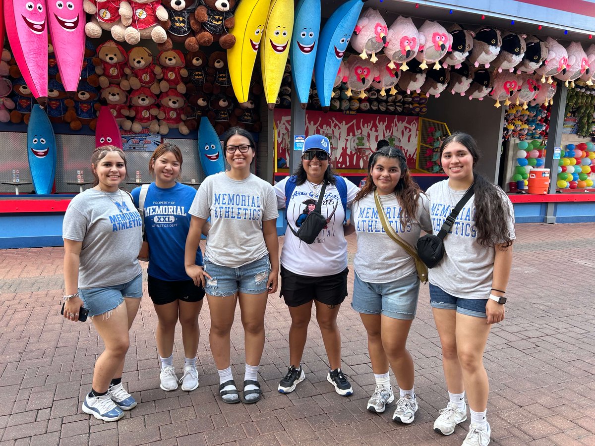 Paul Ortega (@coach_portega) on Twitter photo We had an awesome time with our <a href="/EISDMemorialHS/">Memorial High School</a> <a href="/EISDofSA/">Edgewood ISD</a> Minutemen student athletes <a href="/SF_FiestaTexas/">Six Flags Fiesta Texas</a>! It was great to celebrate the success & hardwork they put in all year! From all the coaches to our parents & athletes- We appreciate you! #PlayToWIN #RememberThe55 #ThankYou We had an awesome time with our <a href="/EISDMemorialHS/">Memorial High School</a> <a href="/EISDofSA/">Edgewood ISD</a> Minutemen student athletes <a href="/SF_FiestaTexas/">Six Flags Fiesta Texas</a>! It was great to celebrate the success & hardwork they put in all year! From all the coaches to our parents & athletes- We appreciate you! #PlayToWIN #RememberThe55 #ThankYou