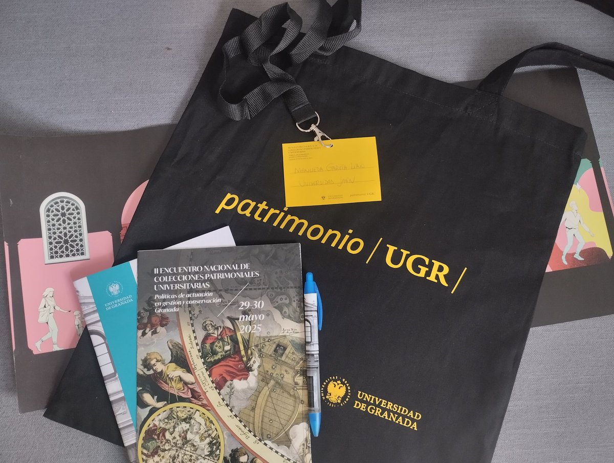 #EncuentroNacional 🏛️

Tornaviaje de ReEncuentro a mi casa académica, <a href="/CanalUGR/">Universidad Granada</a> para participar en el II Encuentro Nacional de Colecciones Patrimoniales Universitarias, un encuentro que reúne a responsables de patrimonio de numerosas universidades españolas.
