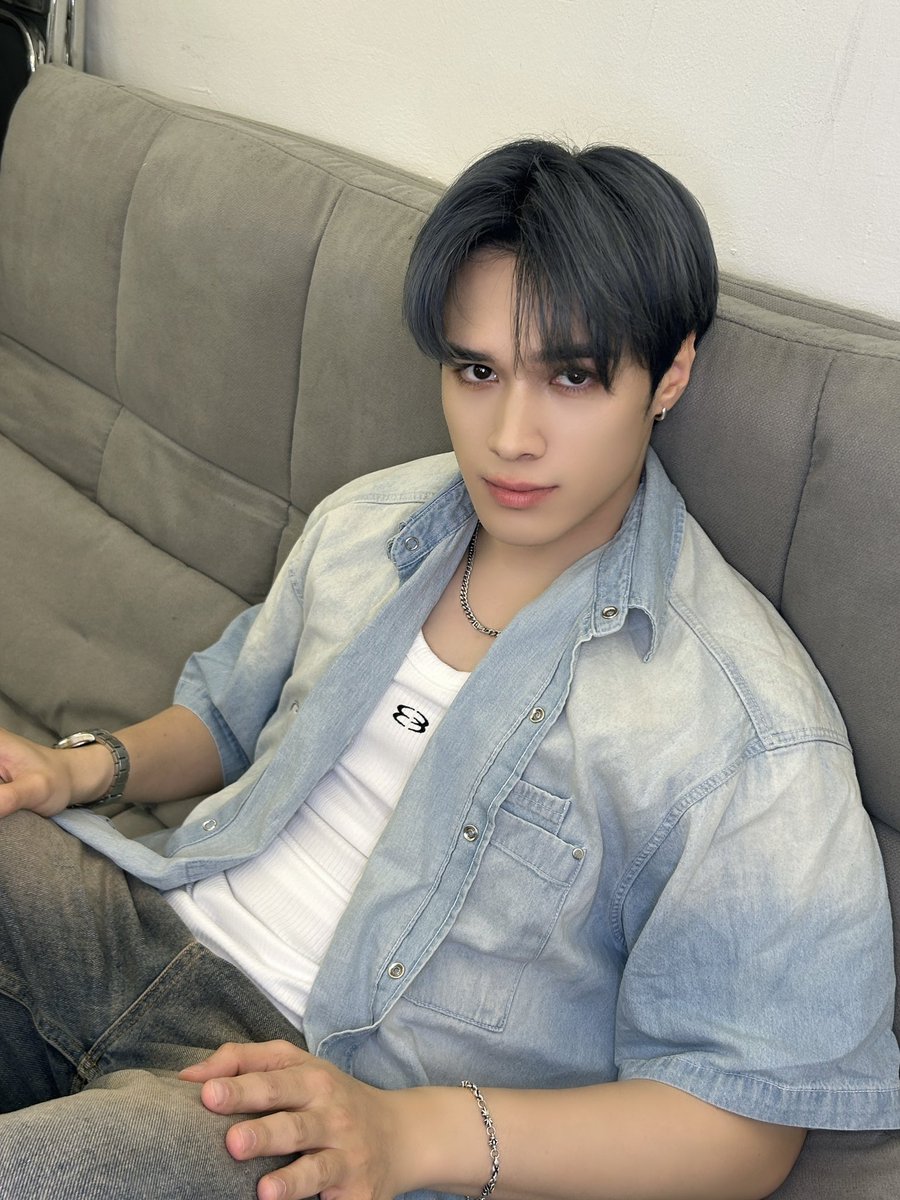 [ONE&amp;BEHIND❤️]

𝐄𝐘𝐄 𝐂𝐎𝐍𝐓𝐀𝐂𝐓👀

#ONEPACT #원팩트
#ONE_BEHIND
#JAYCHANG #제이창
