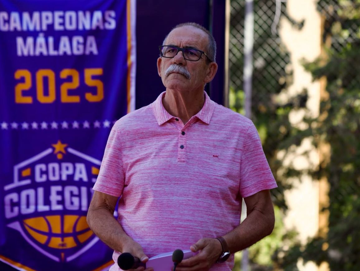 Copa Colegial (@copacolegial) on Twitter photo Vaya jornada que vivimos en <a href="/ADasuncion/">ADAsunción</a> esta semana.
El gran <a href="/bernirodriguez5/">Berni Rodríguez</a> y su padre, presentes en esta gran actividad de la <a href="/CopaColegialMLG/">CopaColegialMLG</a>.
#UnaCopaDe10 Vaya jornada que vivimos en <a href="/ADasuncion/">ADAsunción</a> esta semana.
El gran <a href="/bernirodriguez5/">Berni Rodríguez</a> y su padre, presentes en esta gran actividad de la <a href="/CopaColegialMLG/">CopaColegialMLG</a>.
#UnaCopaDe10