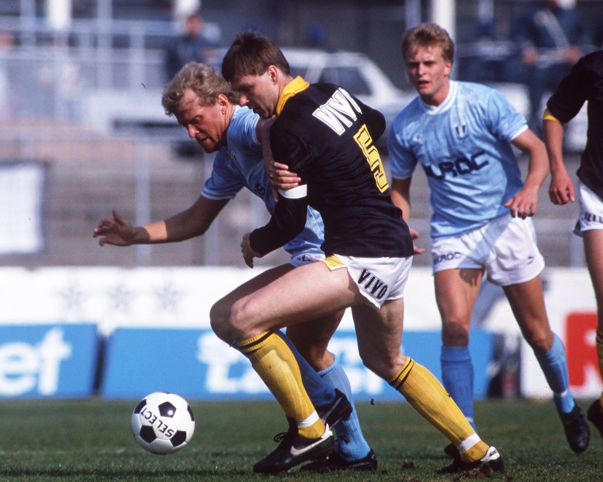 En riktig AIK-legendar fyller i dag 70 år. AIK Fotboll skickar våra varmaste gratulationer till Sven "Dala" Dahlkvist, försvarsklippan som representerade vår svartgula klubb med stor framgång mellan åren 1975 och 1987.