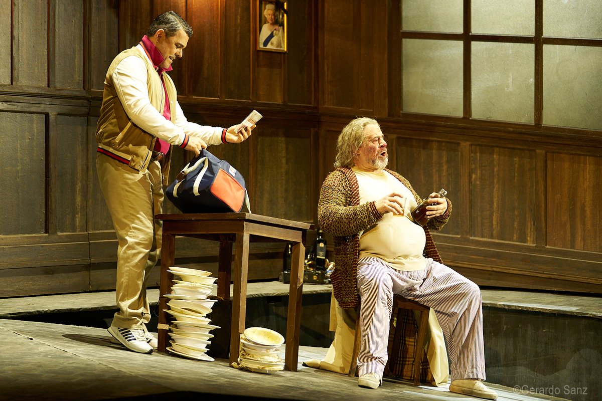 CulturaVLL (@culturavll_) on Twitter photo Recuerda que puedes disfrutar de la Ópera 'Falstaff' en el <a href="/TCalderonVLL/">Teatro Calderón</a>
🎭 Una obra ligera y compacta que satiriza la sociedad burguesa y trasciende épocas y gustos
🗓️ 30 de mayo y 1 de junio
⏰ 19:00 horas
🎟️ Compra las entradas en: f.mtr.cool/cxkjuxmdgp Recuerda que puedes disfrutar de la Ópera 'Falstaff' en el <a href="/TCalderonVLL/">Teatro Calderón</a>
🎭 Una obra ligera y compacta que satiriza la sociedad burguesa y trasciende épocas y gustos
🗓️ 30 de mayo y 1 de junio
⏰ 19:00 horas
🎟️ Compra las entradas en: f.mtr.cool/cxkjuxmdgp