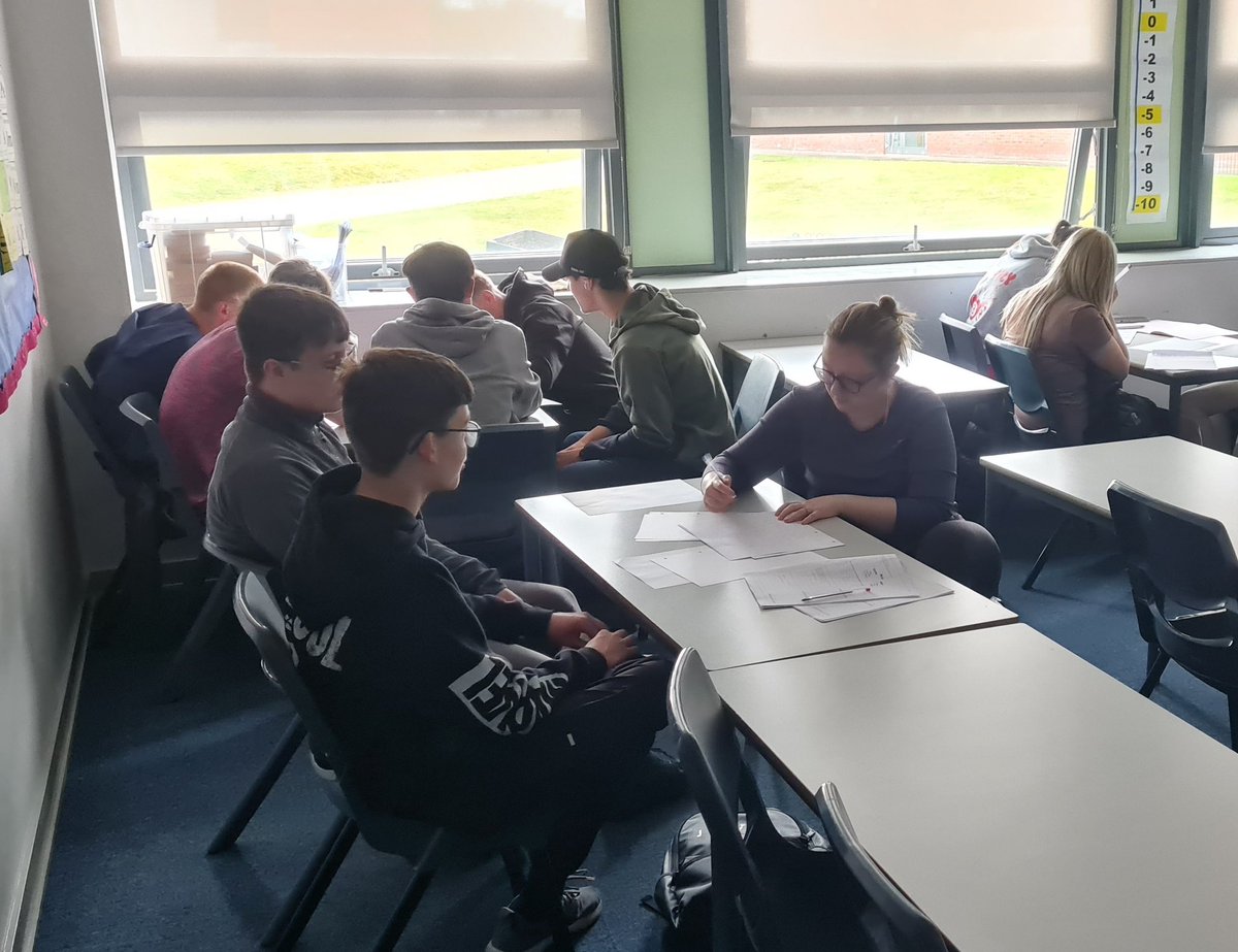 It has been great to see so many students joining us for revision sessions across this week, preparing for their GCSE exams. A big well done to the huge number of Year 10 students who also joined us this morning in preparation for their English mock exams. #gcse #year11 #year10