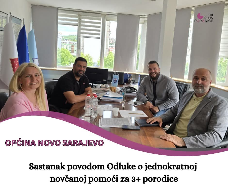 SrSrdic's tweet photo. Puna podrška porodicama s troje i više djece!

💶 500 KM za preko 550 porodica u našoj općini!

🇧🇦 Klub vijećnika Stranke za Bosnu i Hercegovinu nastavlja dosljedno podržavati porodice s troje i više djece, kako u ovom, tako i u prethodnom mandatu. 🧒👧👶 https://t.co/y0TRA0ibxQ