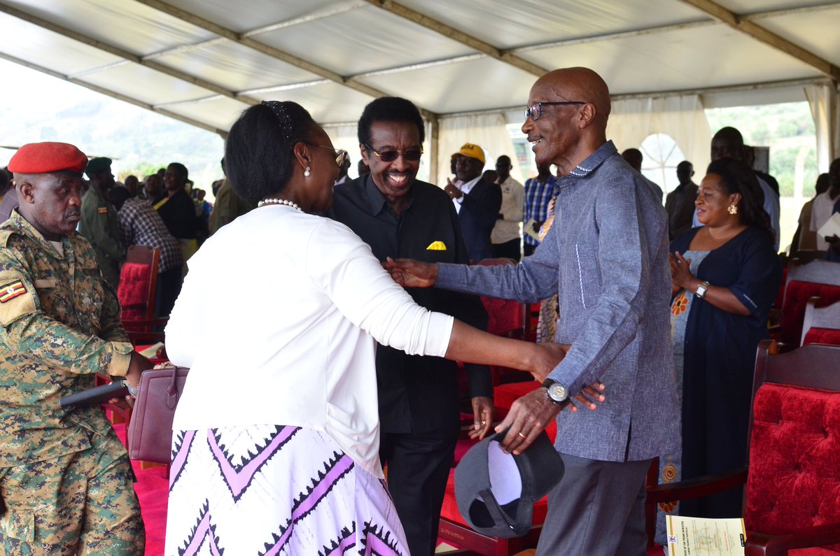 Hon Alice Kaboyo (@luwero_rwenzori) on Twitter photo General Kale Kayihura, former Inspector General of <a href="/PoliceUg/">Uganda Police Force</a> arriving at Lyantonde Technical Institute in Kaliiro Sub-county, Lyantonde District, for the inter-denominational memorial prayers organised by the Ministry for Luwero-Rwenzori Region under the Office of the Prime General Kale Kayihura, former Inspector General of <a href="/PoliceUg/">Uganda Police Force</a> arriving at Lyantonde Technical Institute in Kaliiro Sub-county, Lyantonde District, for the inter-denominational memorial prayers organised by the Ministry for Luwero-Rwenzori Region under the Office of the Prime