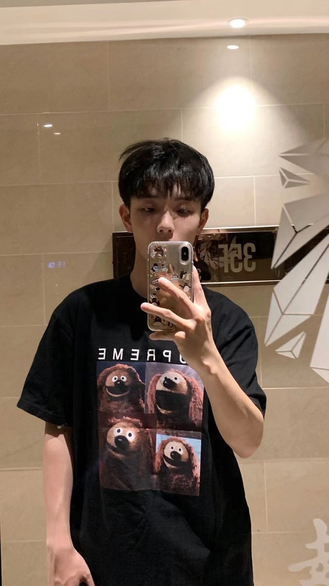 doumi1920's tweet photo. 要放假啦 https://t.co/Y37O55IdsD