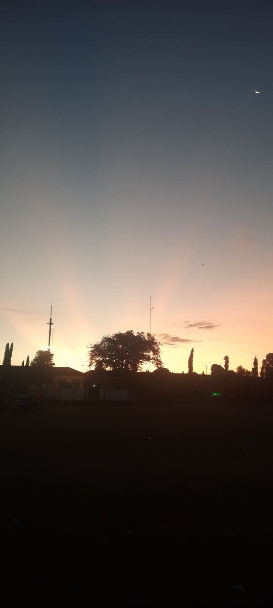 Febrieckomrp's tweet photo. Langit Mendukung.... https://t.co/ZHFUPT7pUE