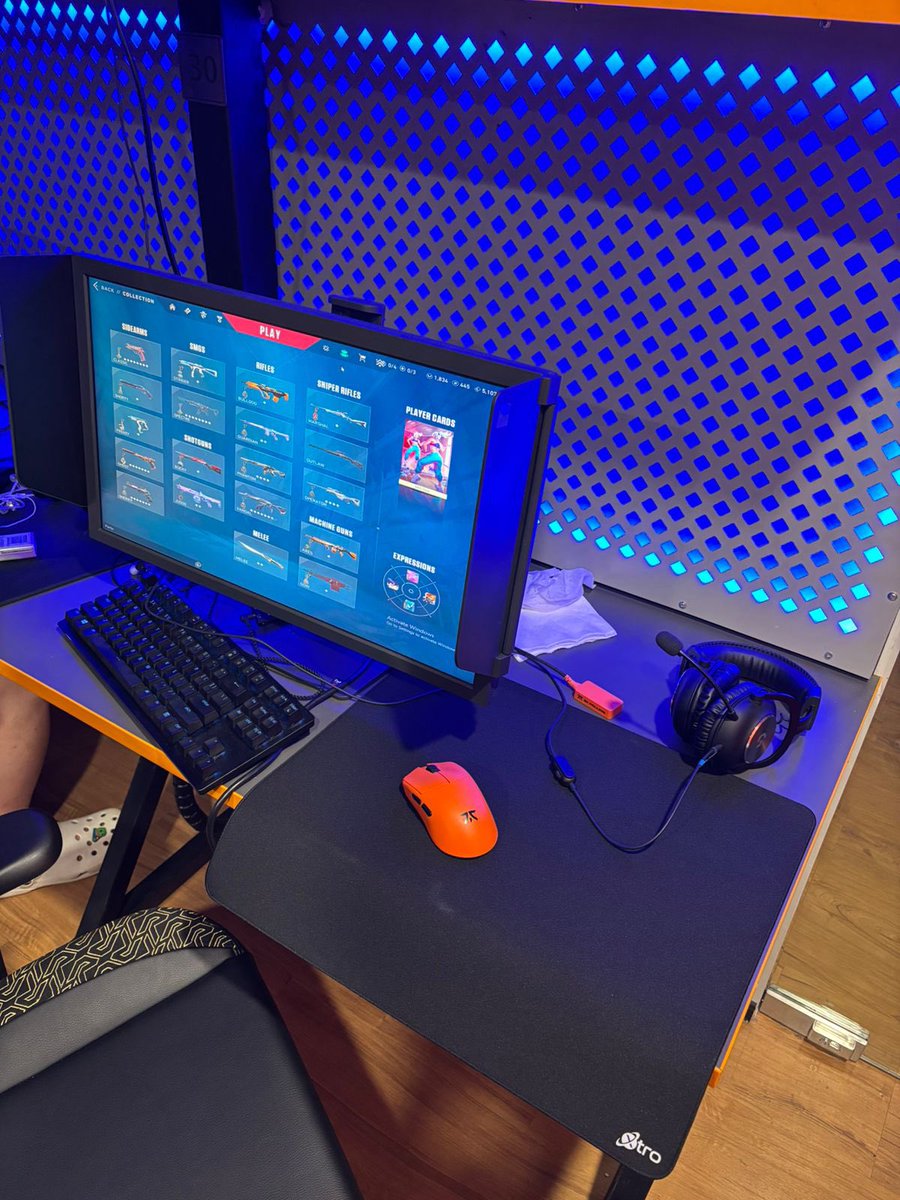 xtro.gg tweet media