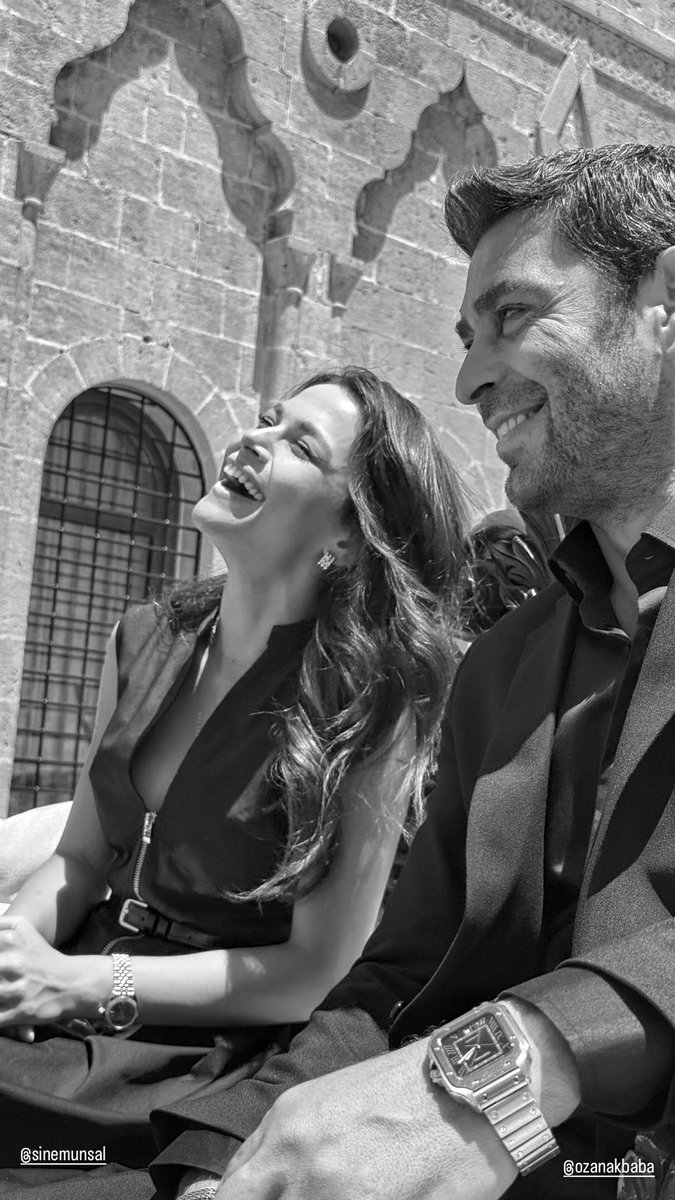 ağağağa güzellik seviyelerinden
baygınlık geçiyorum..🫠❤️‍🔥